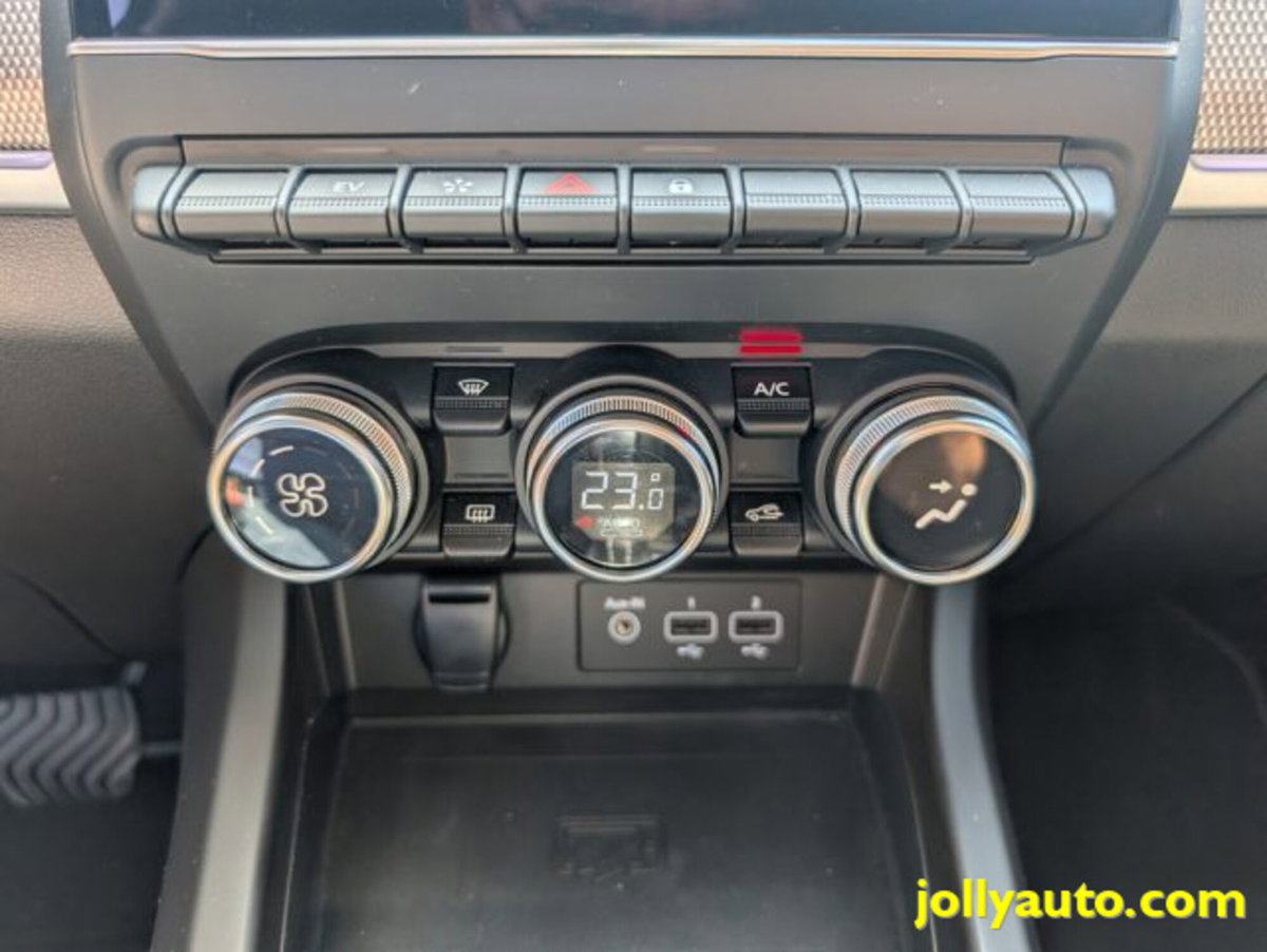 Renault Arkana Hybrid E-Tech 145 CV Techno (14)