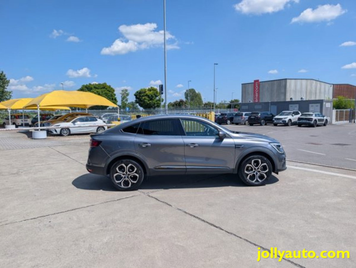 Renault Arkana Hybrid E-Tech 145 CV Techno (4)
