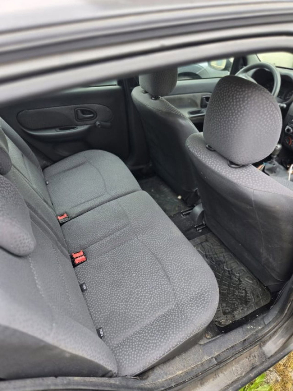 Renault Clio Storia 1.2 16V 5 porte GPL Confort (7)