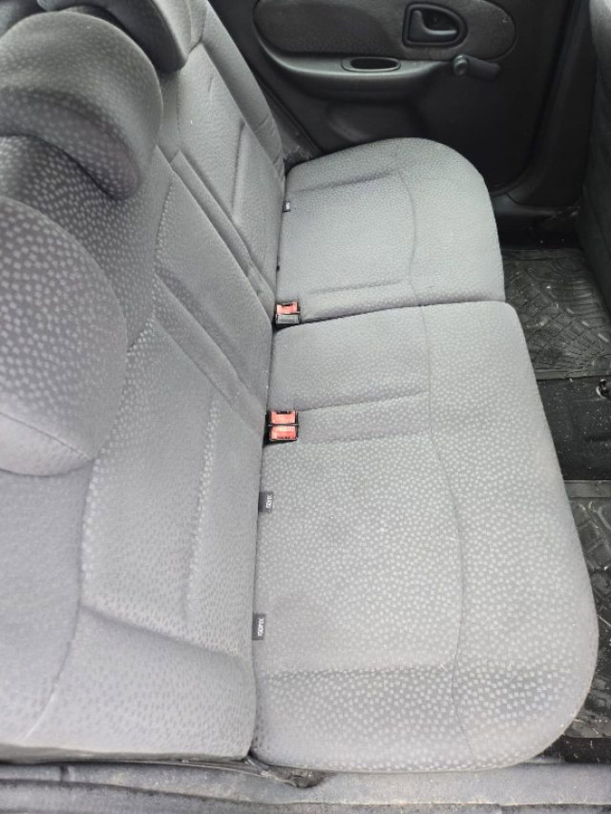 Renault Clio Storia 1.2 16V 5 porte GPL Confort (8)