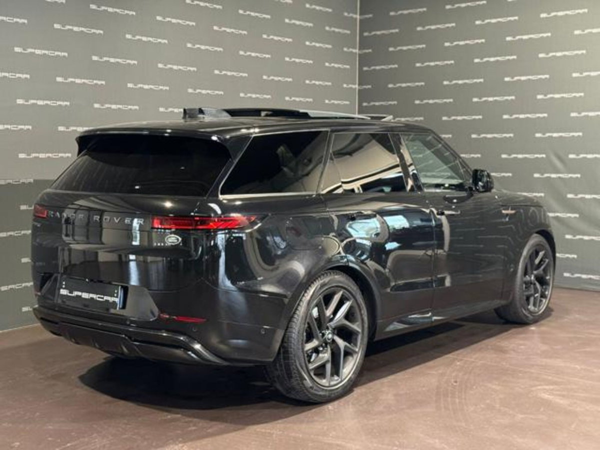 Land Rover Range Rover Sport 3.0D l6 249 CV HSE Dynamic Stealth (3)