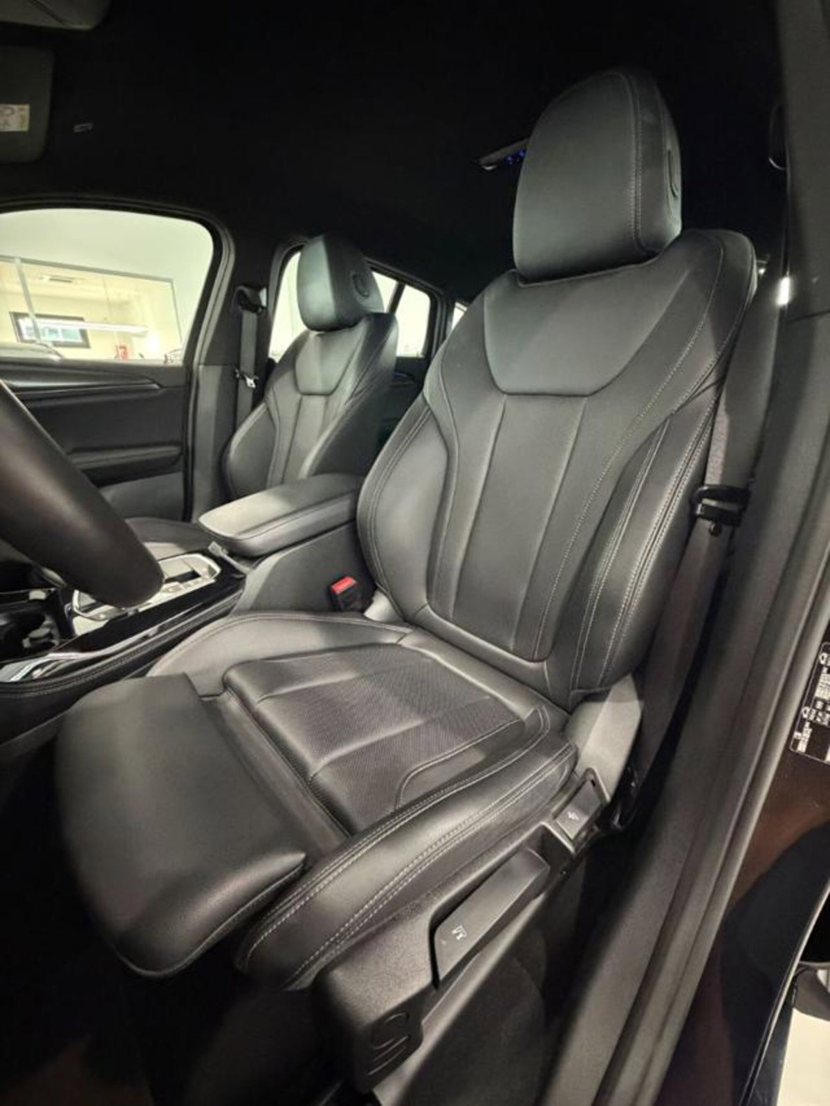 BMW X4 xdrive20i mhev 48V Msport auto (8)