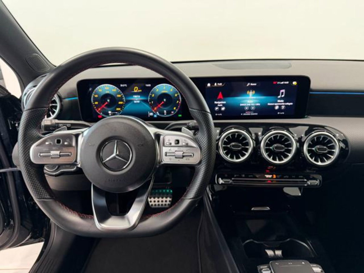 Mercedes-Benz Classe A Sedan 200 Automatic 4p. Premium (10)
