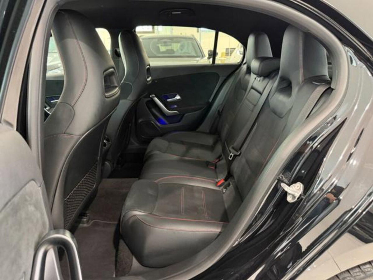 Mercedes-Benz Classe A Sedan 200 Automatic 4p. Premium (17)