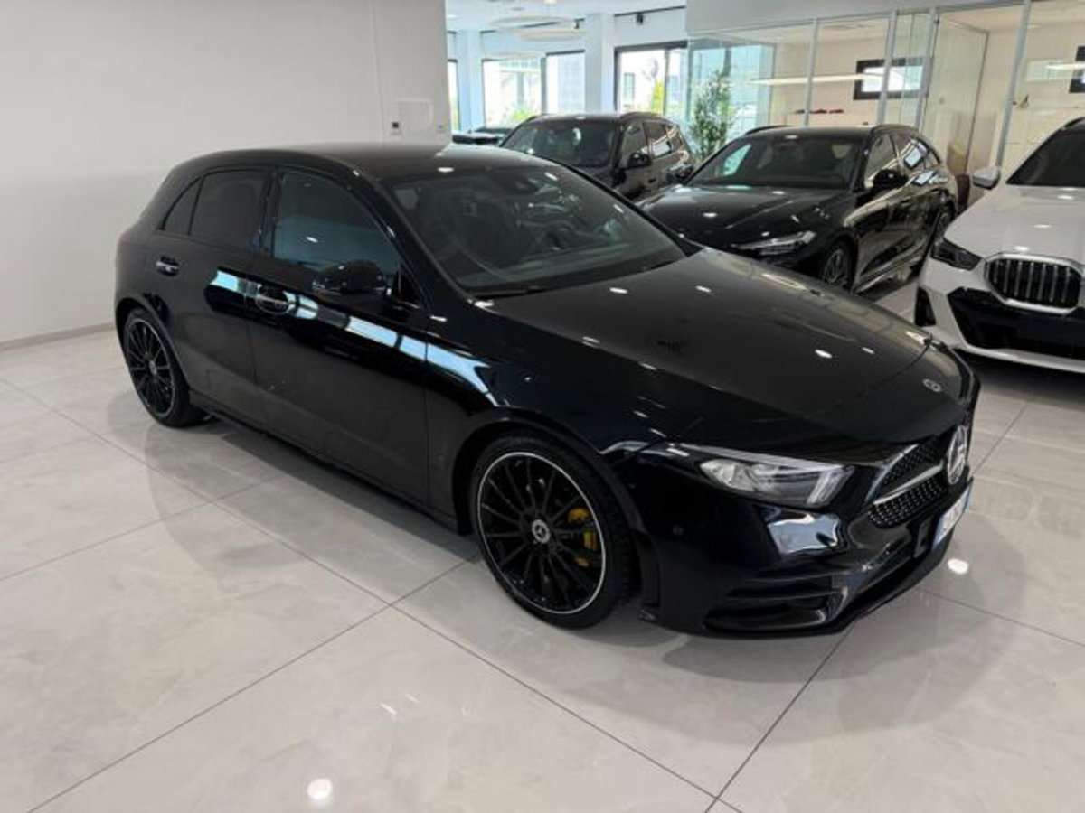 Mercedes-Benz Classe A Sedan 200 Automatic 4p. Premium (2)