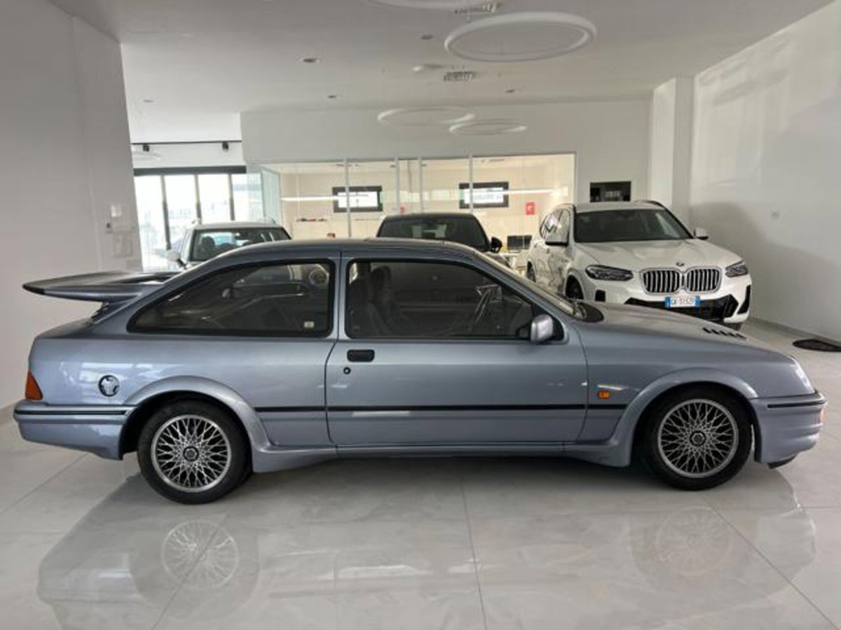 Ford Sierra RS Cosworth 3 porte (4)