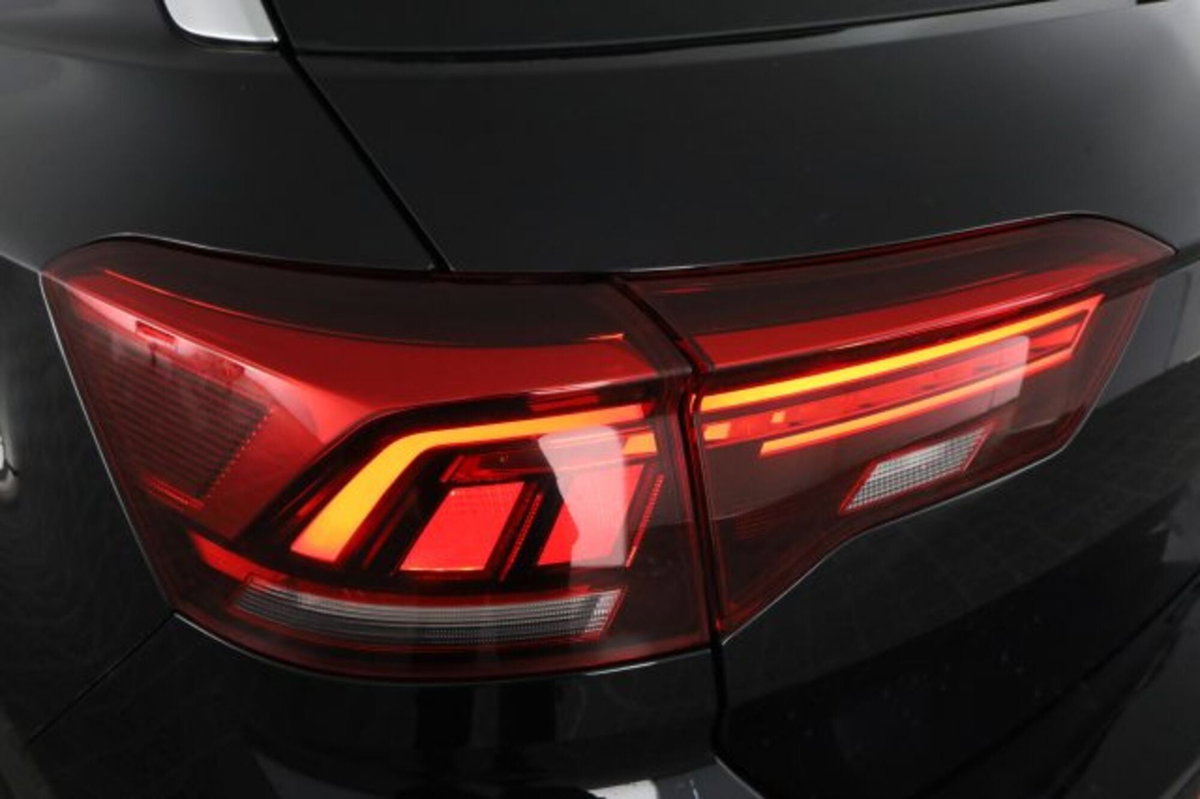 Volkswagen T-Roc 1.5 tsi Life dsg (10)