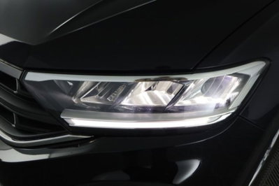 Volkswagen T-Roc 1.5 tsi Life dsg (9)