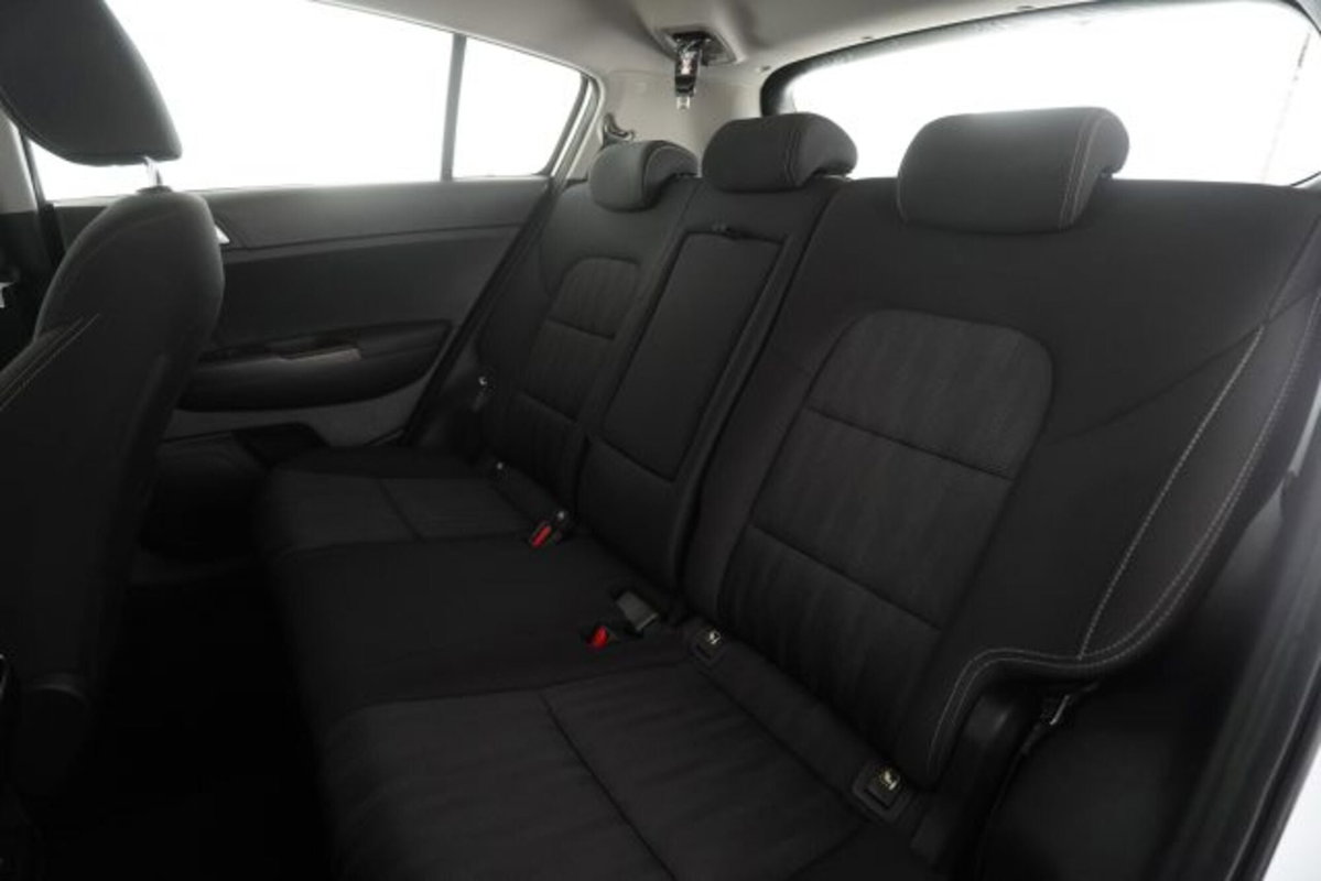 Kia Sportage 1.6 ECOGPL 2WD Business Class (10)