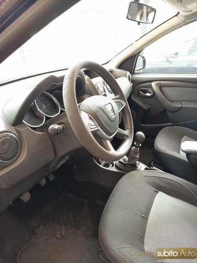 Dacia Duster 1.5 dCi 110CV 4x4 Lauréate N1 (14)