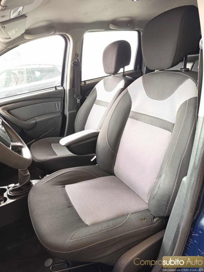 Dacia Duster 1.5 dCi 110CV 4x4 Lauréate N1 (17)