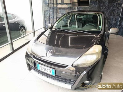 Renault Clio 1.2 16V 5 porte GPL 20th Anniversario (2)