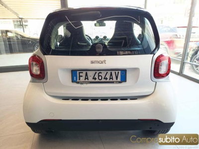 smart Fortwo 1000 52 kW MHD coupé pure (3)
