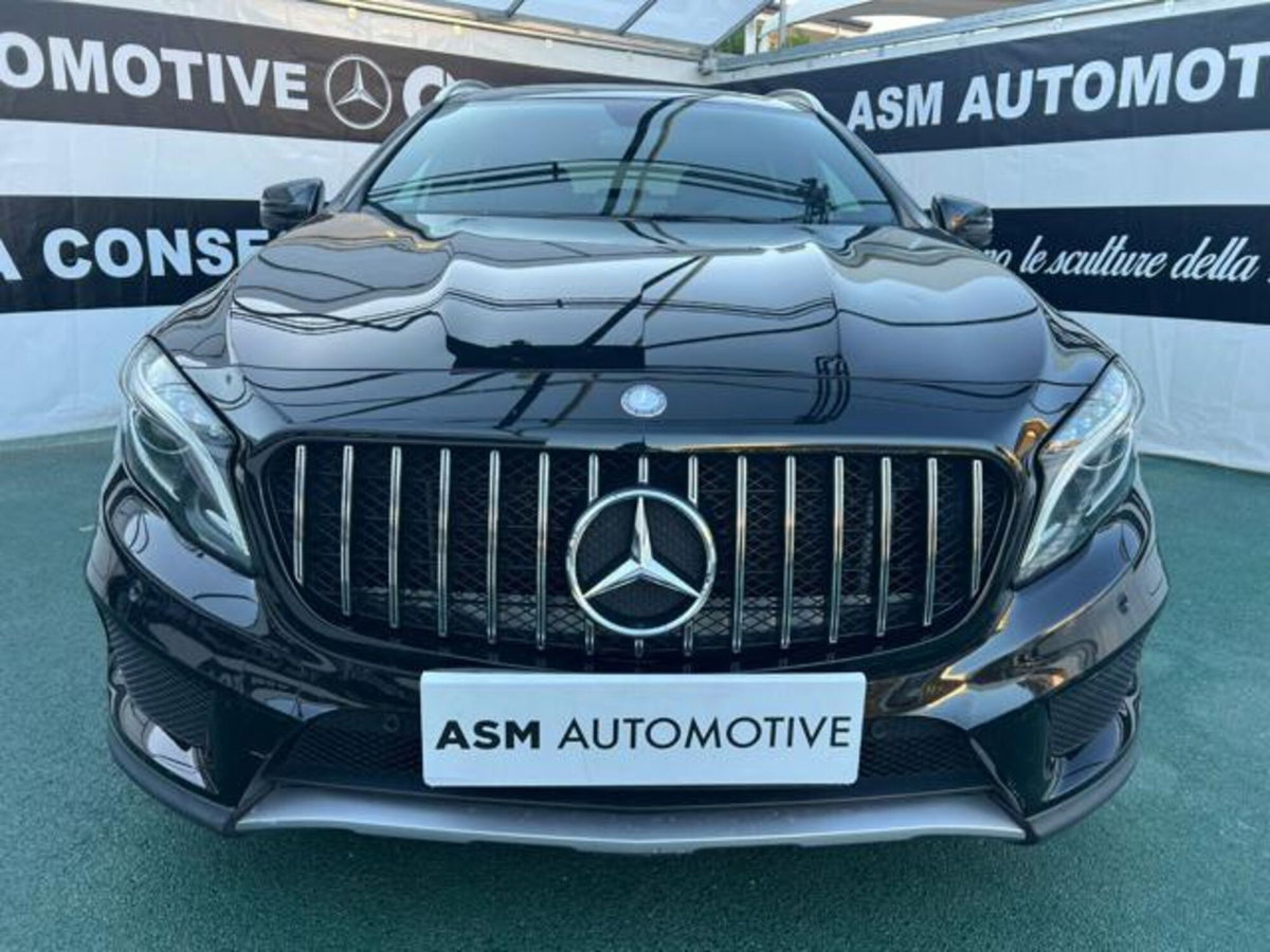Mercedes-Benz GLA SUV 220 d Automatic 4Matic Premium (2)
