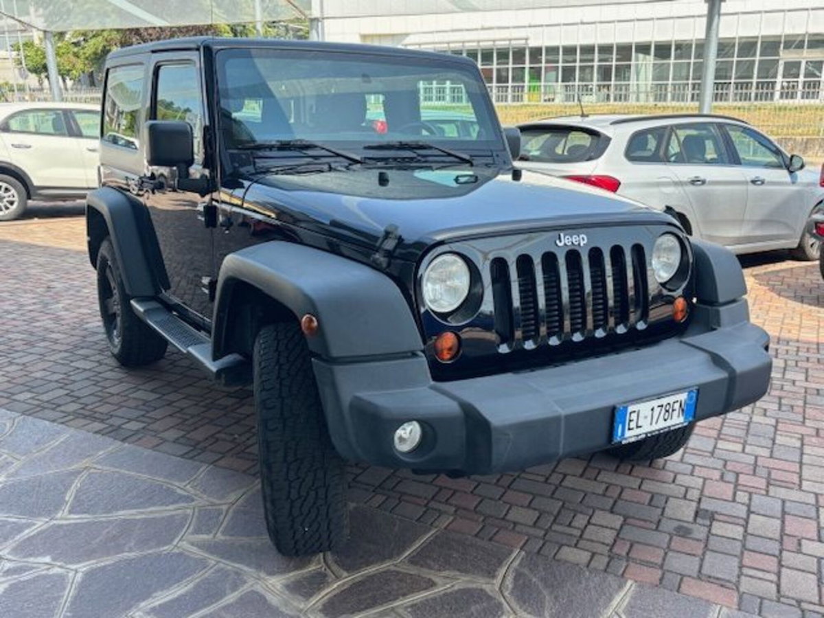 Jeep Wrangler 2.8 CRD DPF Sahara (3)