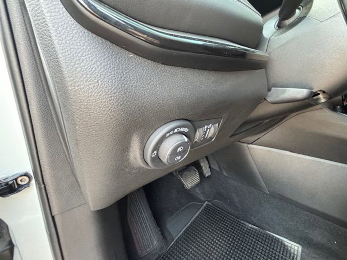 Jeep Compass 1.5 turbo t4 mhev Summit 2wd 130cv dct (12)
