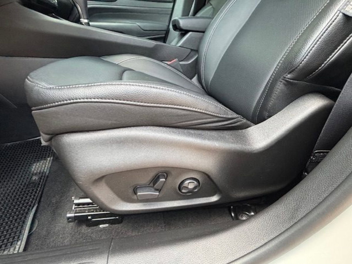 Jeep Compass 1.5 turbo t4 mhev Summit 2wd 130cv dct (13)