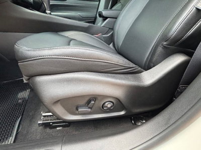 Jeep Compass 1.5 turbo t4 mhev Summit 2wd 130cv dct (13)