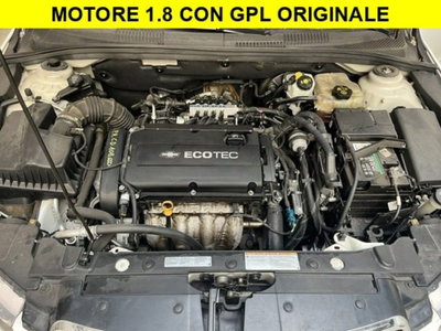Chevrolet Cruze 1.8 5 porte LT GPL (9)