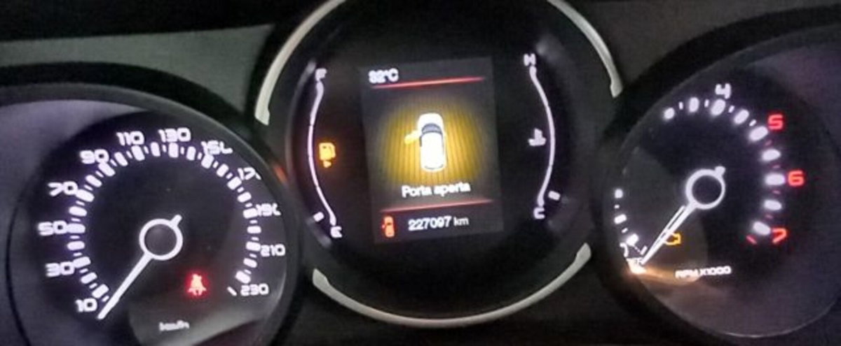 Fiat 500L Wagon 1.6 Multijet 120 CV Lounge (14)