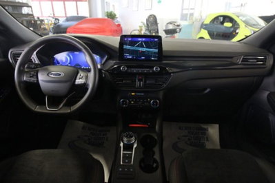 Ford Kuga 2.5 Plug In Hybrid 225 CV CVT 2WD ST-Line (11)