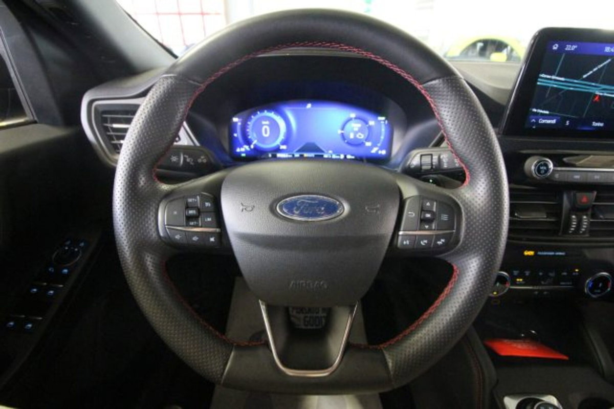 Ford Kuga 2.5 Plug In Hybrid 225 CV CVT 2WD ST-Line (13)