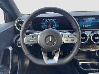 Mercedes-Benz Classe A 180 d Premium (12)