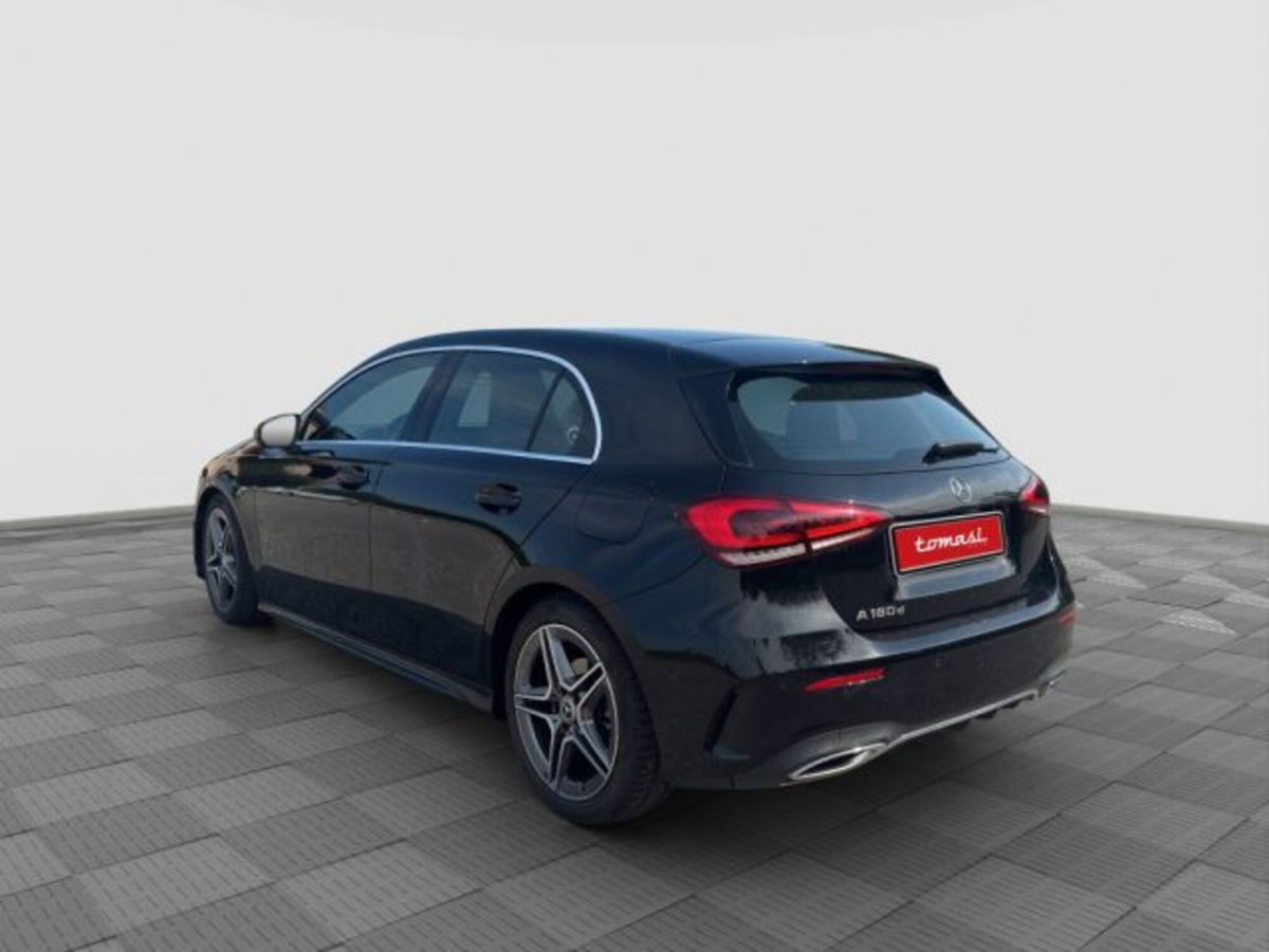 Mercedes-Benz Classe A 180 d Premium (3)