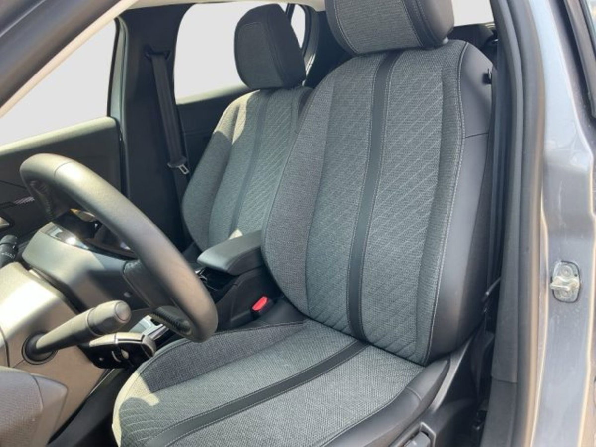 Peugeot 208 PureTech 100 Stop&Start 5 porte Allure (9)