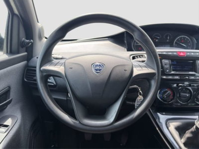 Lancia Ypsilon 1.2 69 CV 5 porte Elefantino Blu (13)