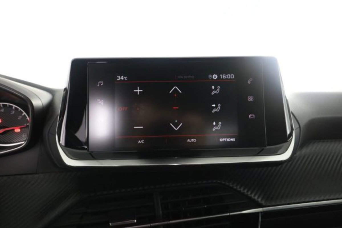 Peugeot 2008 PureTech 100 S&S Allure (11)