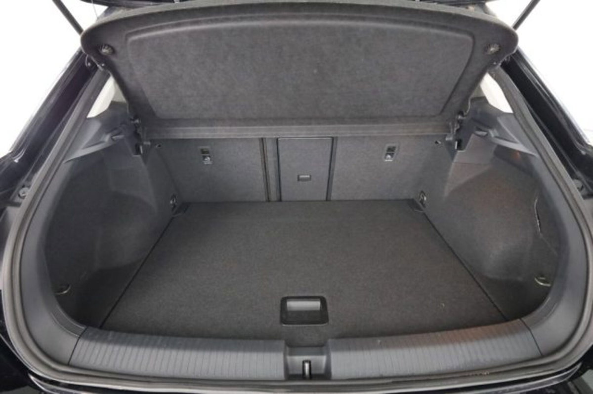 Volkswagen T-Roc 1.5 tsi Life dsg (6)