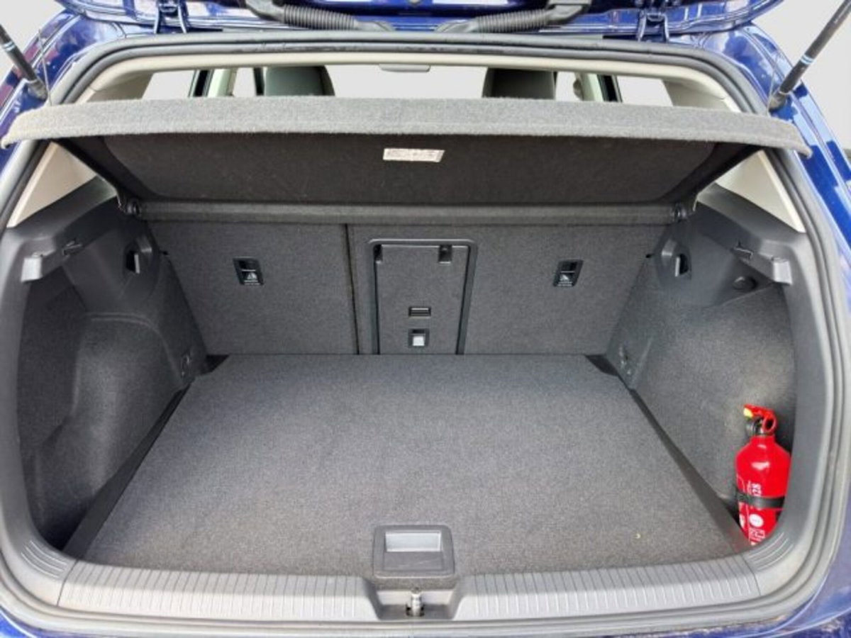 Volkswagen Golf 1.0 TSI EVO Life (13)