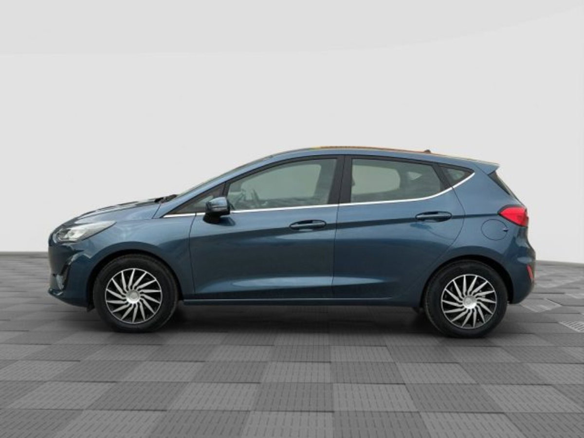 Ford Fiesta 1.1 75 CV 5 porte Titanium (2)