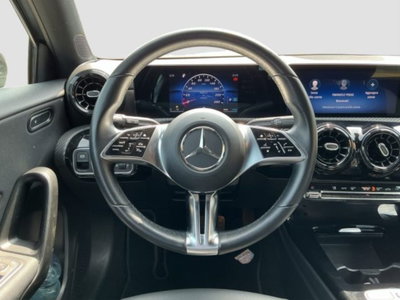 Mercedes-Benz Classe A 180 Automatic Executive (12)