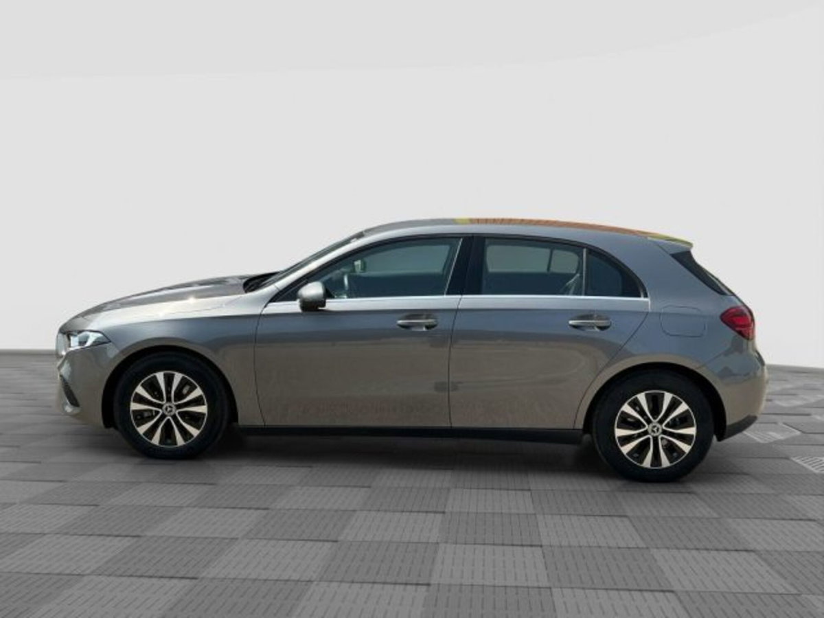 Mercedes-Benz Classe A 180 Automatic Executive (2)