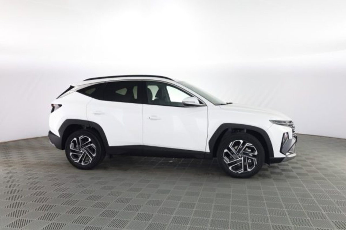 Hyundai Tucson 1.6 hev Exellence 4wd auto (3)