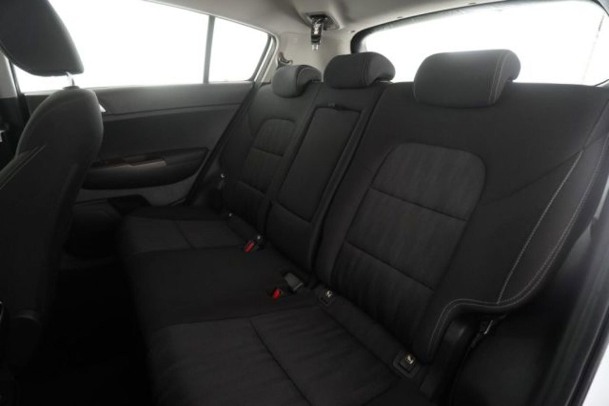Kia Sportage 1.6 ECOGPL 2WD Business Class (10)