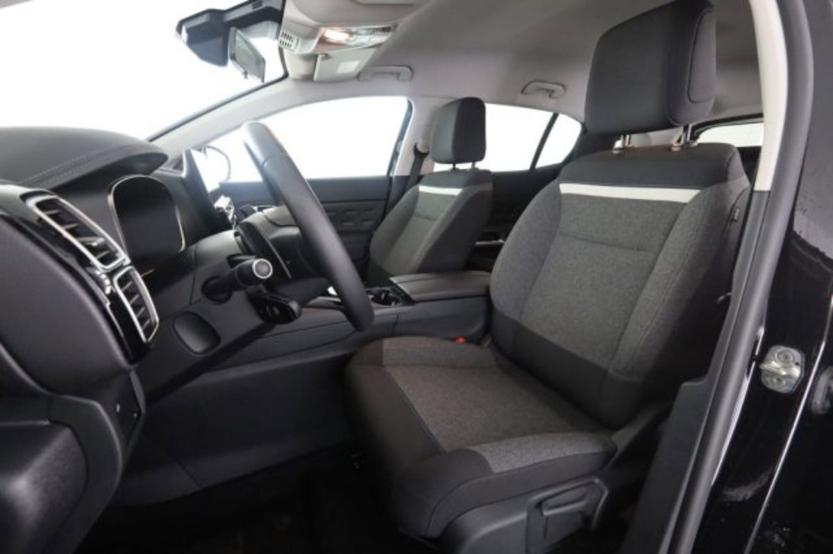 Citroen C5 Aircross 1.2 hybrid Plus 136cv e-dcs6 (2)