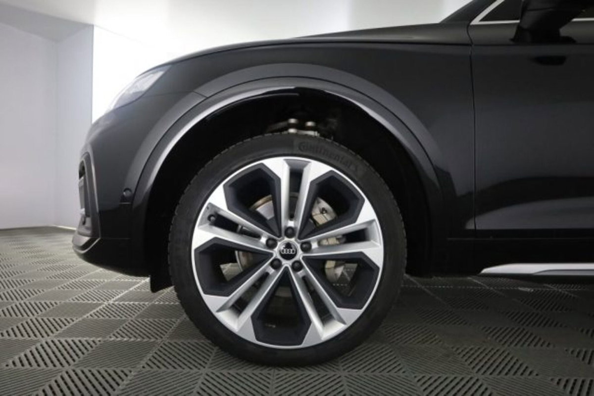 Audi Q5 40 TDI 204 CV quattro S tronic Business (8)