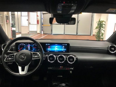 Mercedes-Benz Classe A Sedan 180 d Automatic 4p. Sport (10)