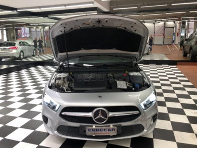 Mercedes-Benz Classe A Sedan 180 d Automatic 4p. Sport (17)