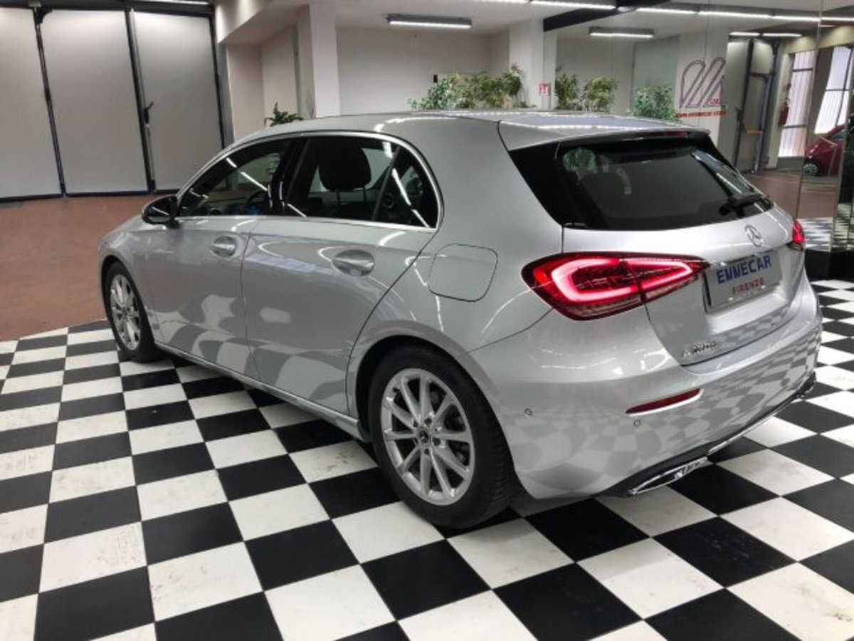 Mercedes-Benz Classe A Sedan 180 d Automatic 4p. Sport (4)