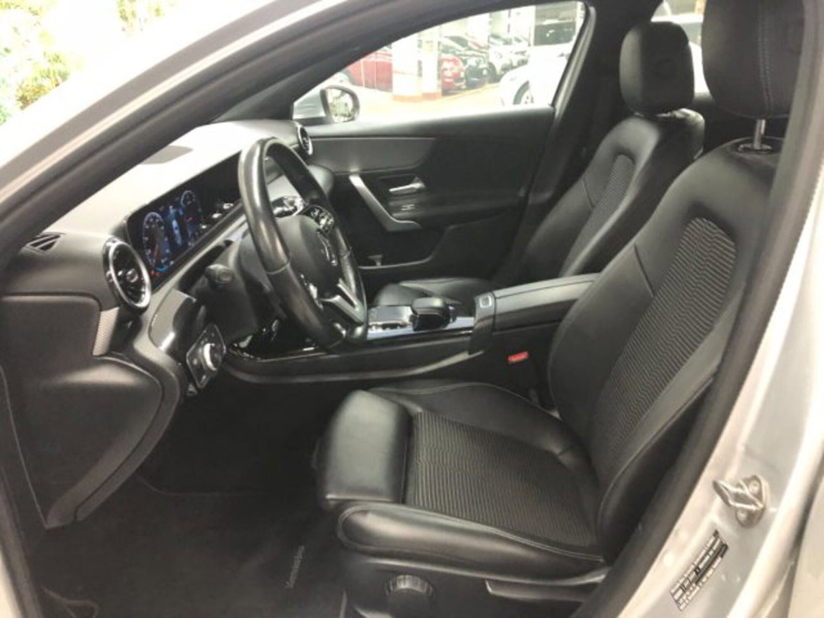 Mercedes-Benz Classe A Sedan 180 d Automatic 4p. Sport (9)