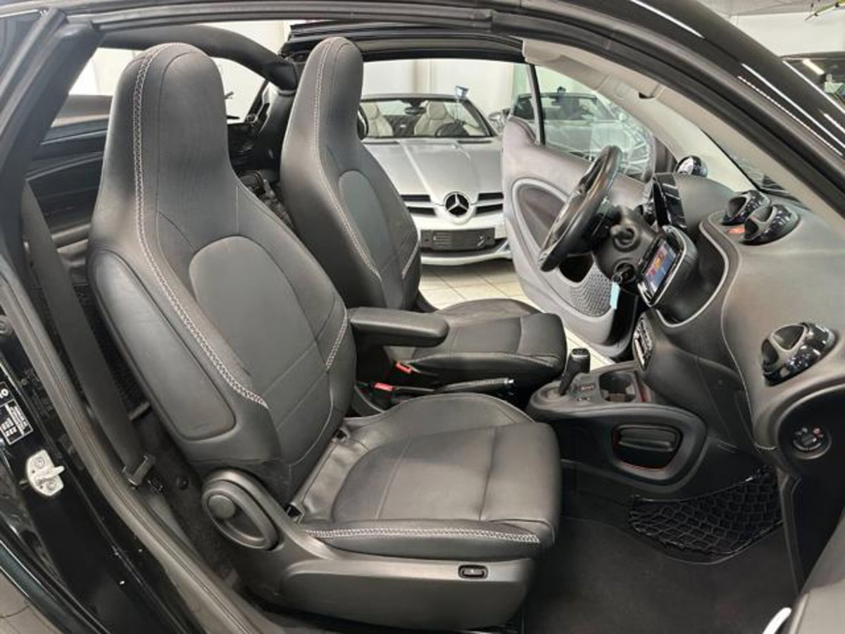smart Fortwo Cabrio 90 0.9 T twinamic cabrio BRABUS Style (10)