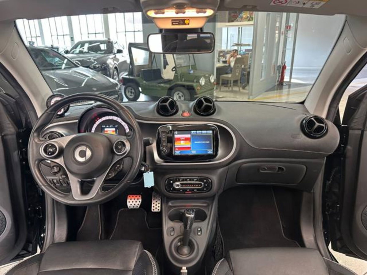 smart Fortwo Cabrio 90 0.9 T twinamic cabrio BRABUS Style (7)