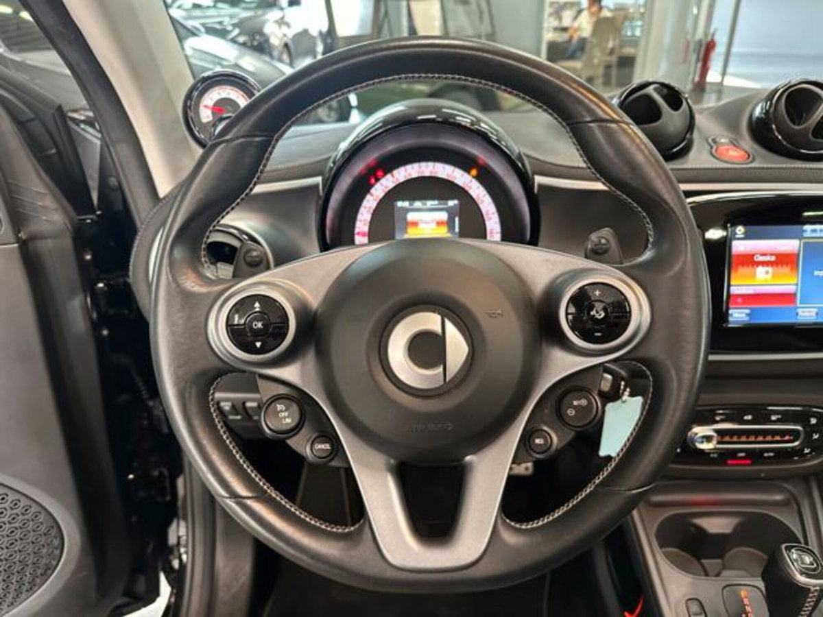 smart Fortwo Cabrio 90 0.9 T twinamic cabrio BRABUS Style (8)