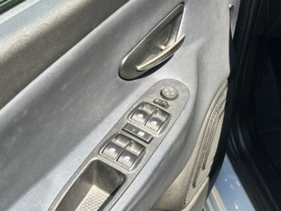 Lancia Ypsilon 1.2 69 CV 5 porte GPL Ecochic Platinum (12)