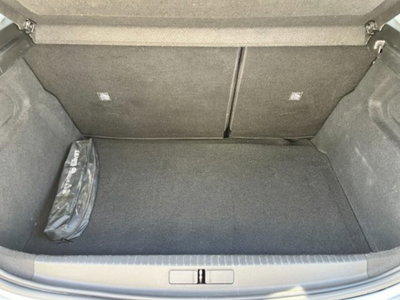 Opel Corsa 1.2 Elegance (7)