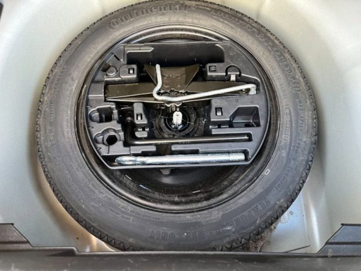 Opel Corsa 1.2 Elegance (8)